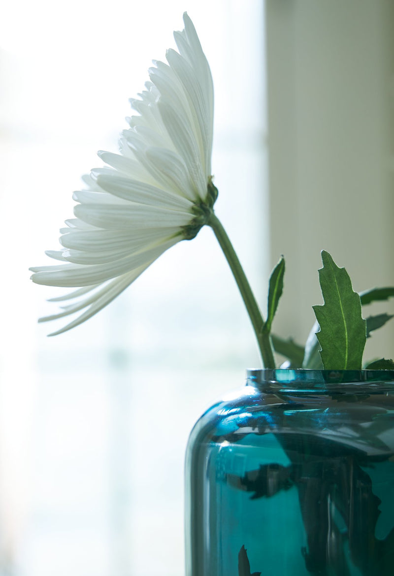 Inisland Vase - Coastal Roots Furniture (Courtenay, BC)