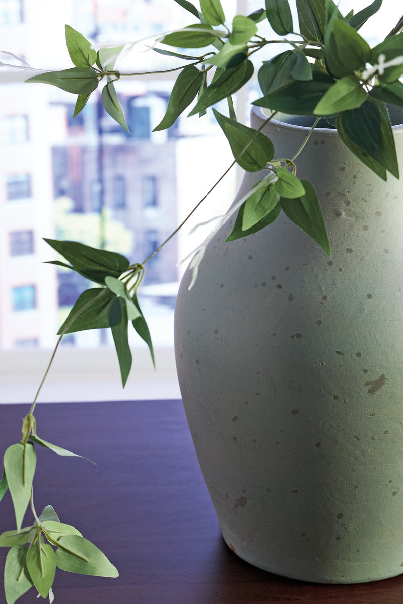 Baychester Vase - Coastal Roots Furniture (Courtenay, BC)