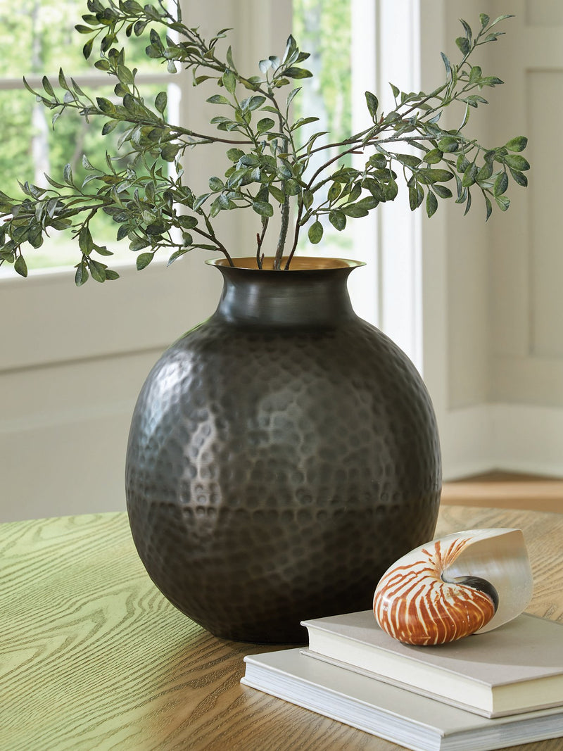 Woody Vase - Coastal Roots Furniture (Courtenay, BC)