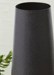 Fynn Vase - Coastal Roots Furniture (Courtenay, BC)