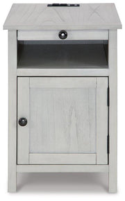 Treytown Chairside End Table - Coastal Roots Furniture (Courtenay, BC)