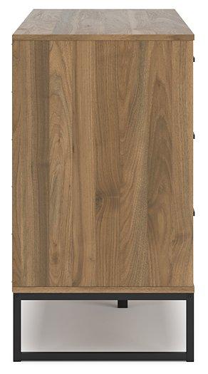 Deanlow Bedroom Package - Coastal Roots Furniture (Courtenay, BC)