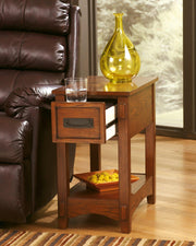 Breegin Chairside End Table - Coastal Roots Furniture (Courtenay, BC)