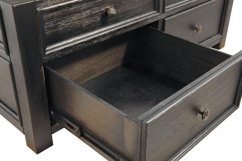 Tyler Creek Table Set - Coastal Roots Furniture (Courtenay, BC)