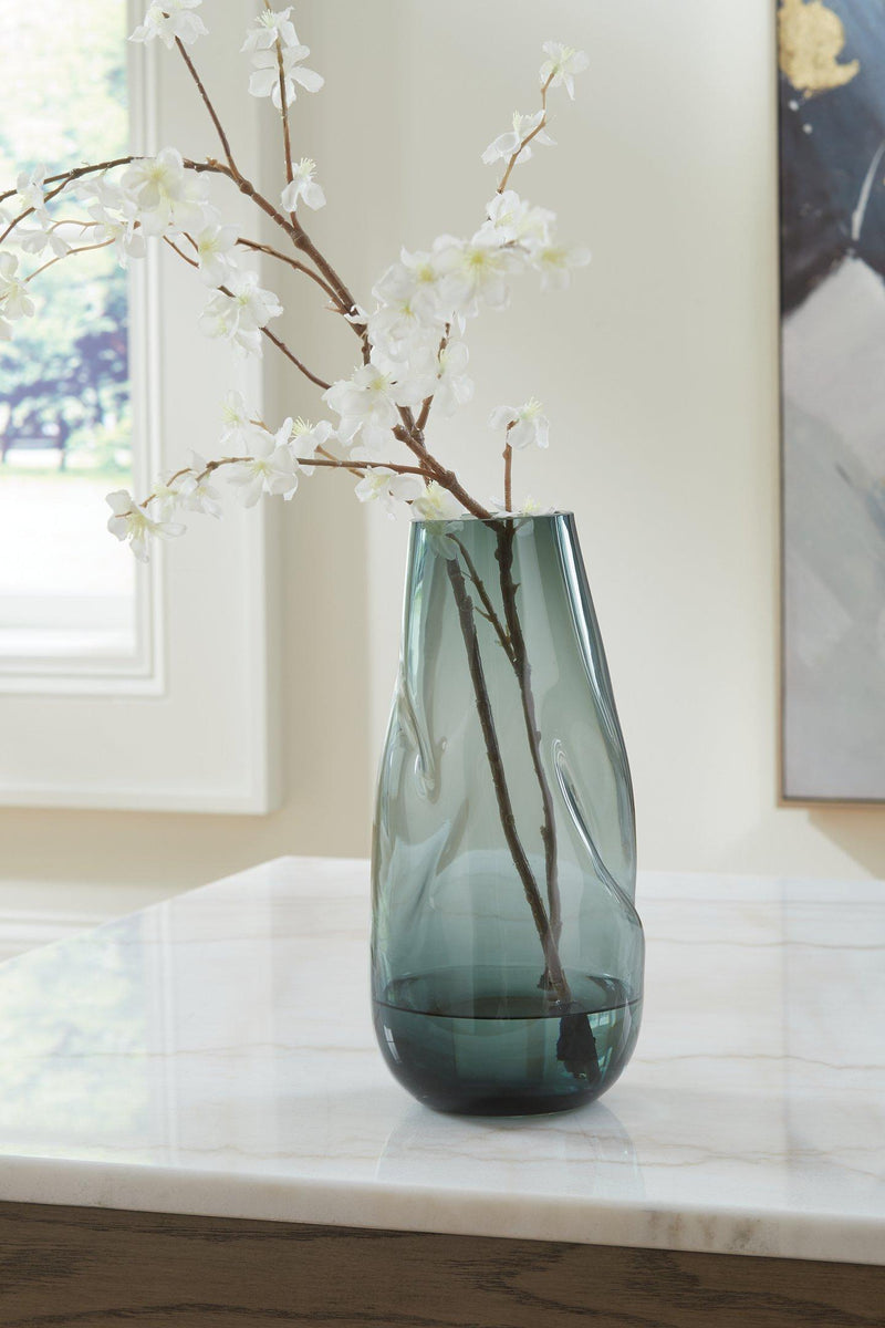 Beamund Vase - Coastal Roots Furniture (Courtenay, BC)