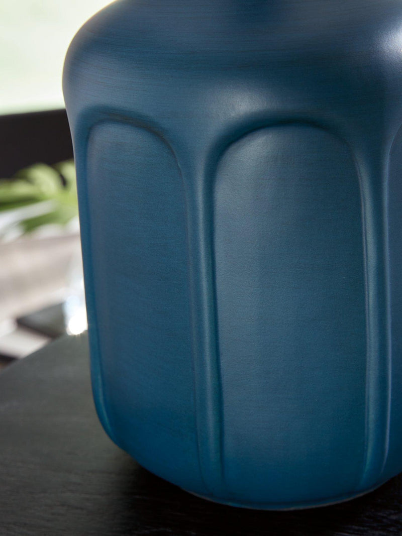 Gierburg Lamp Set - Coastal Roots Furniture (Courtenay, BC)