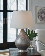Bluacy Lamp Set - Coastal Roots Furniture (Courtenay, BC)