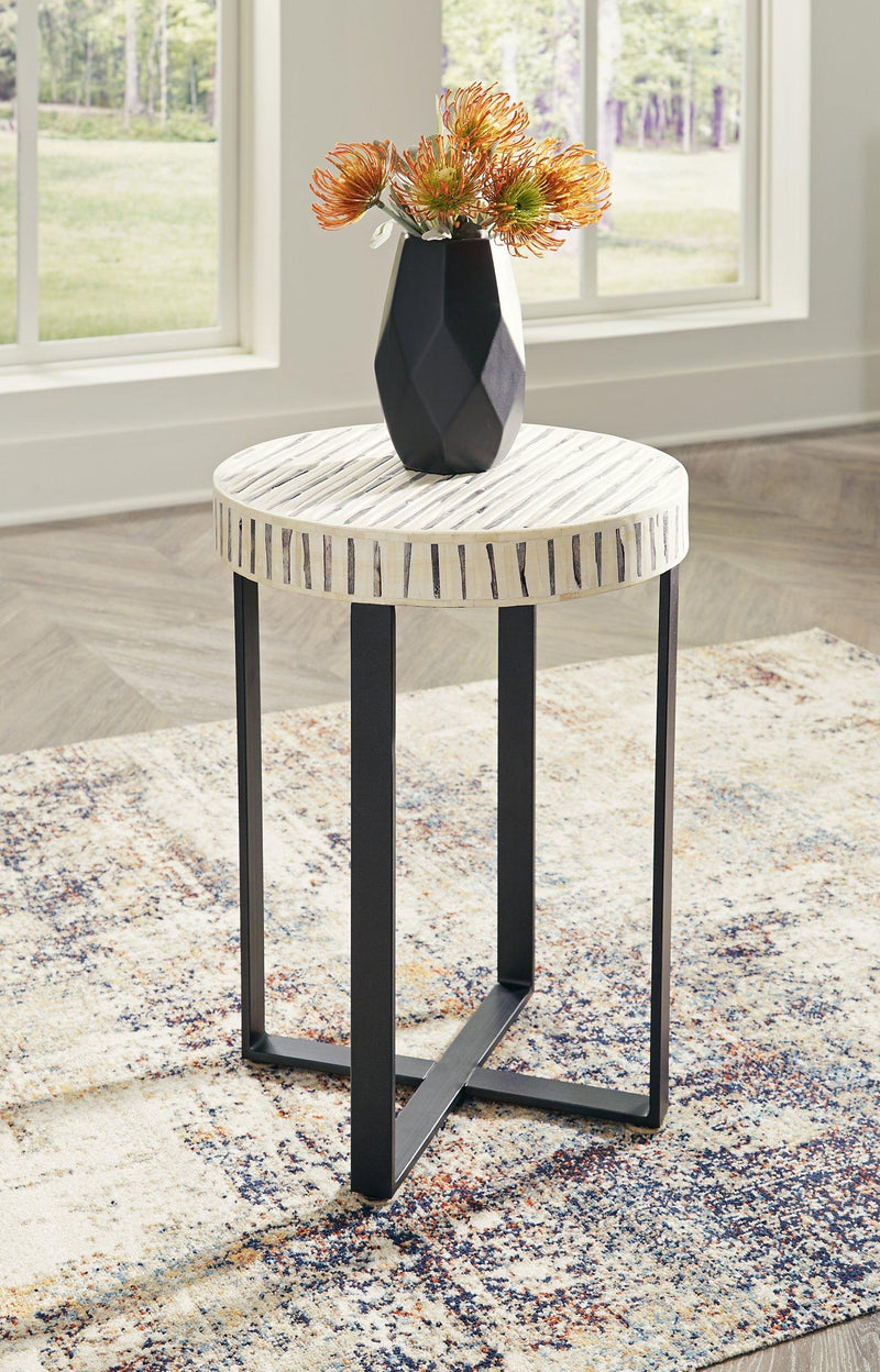 Crewridge Accent Table - Coastal Roots Furniture (Courtenay, BC)