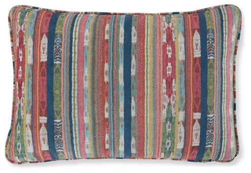 Orensburgh Pillow - Coastal Roots Furniture (Courtenay, BC)