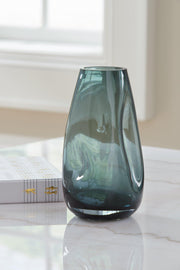 Beamund Vase - Coastal Roots Furniture (Courtenay, BC)