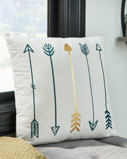 Gyldan Pillow - Coastal Roots Furniture (Courtenay, BC)