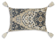 Winbury Pillow - Coastal Roots Furniture (Courtenay, BC)