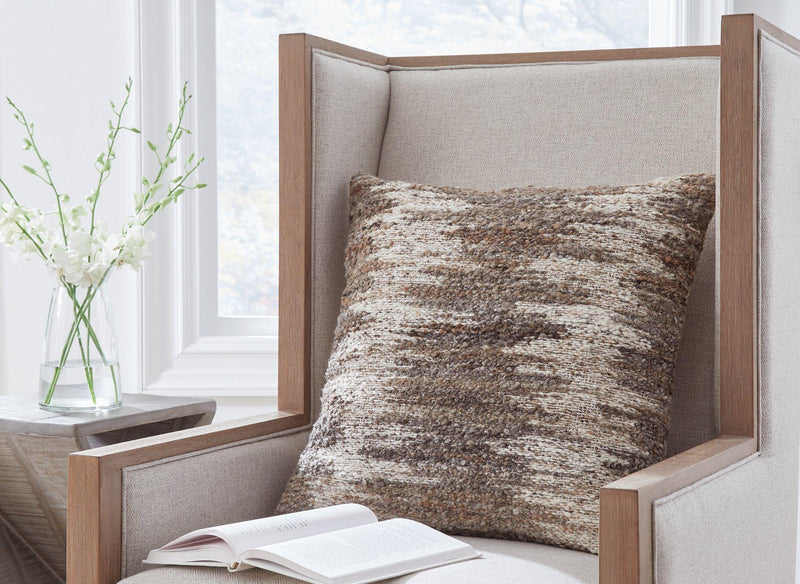 Nealton Pillow - Coastal Roots Furniture (Courtenay, BC)