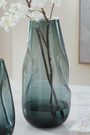 Beamund Vase - Coastal Roots Furniture (Courtenay, BC)