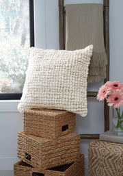 Aavie Pillow - Coastal Roots Furniture (Courtenay, BC)
