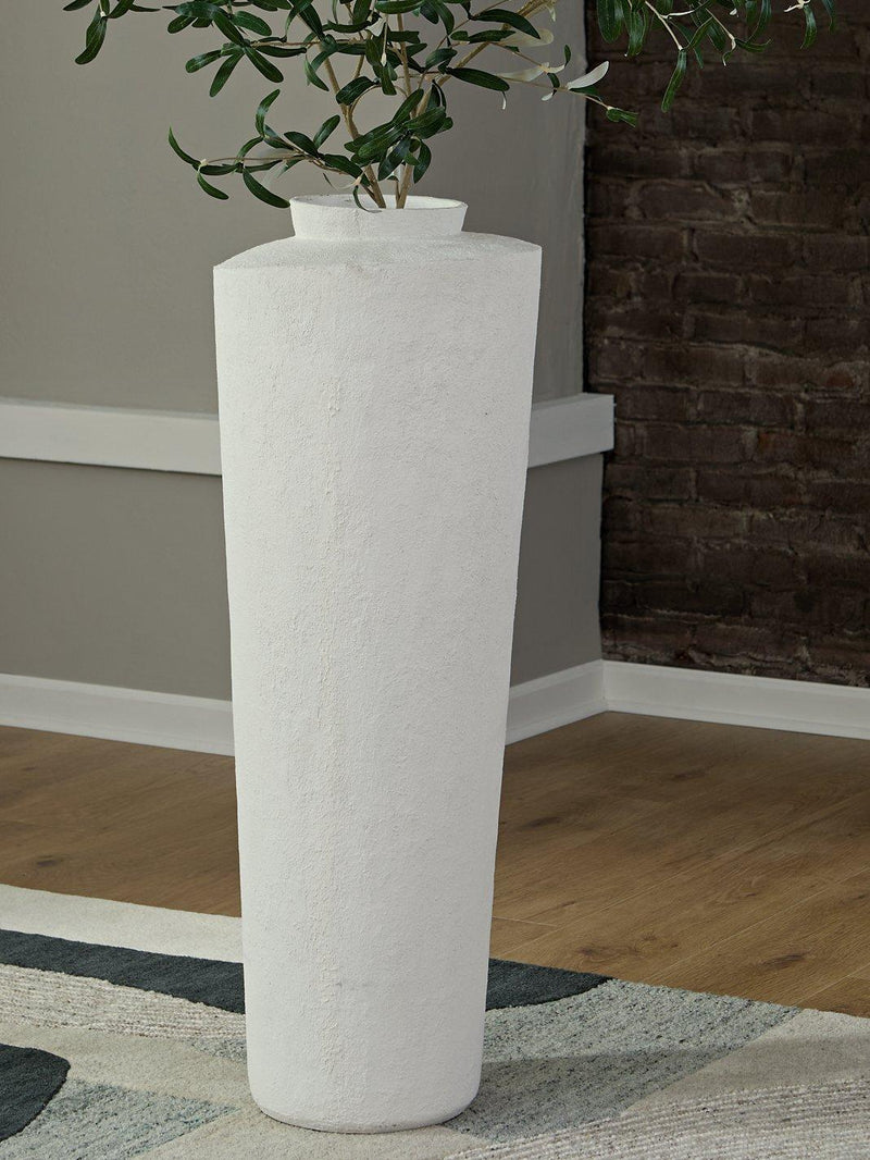 Flurinworth Vase - Coastal Roots Furniture (Courtenay, BC)