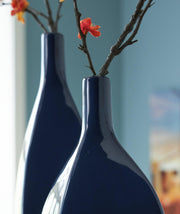 Abtinson Vase - Coastal Roots Furniture (Courtenay, BC)