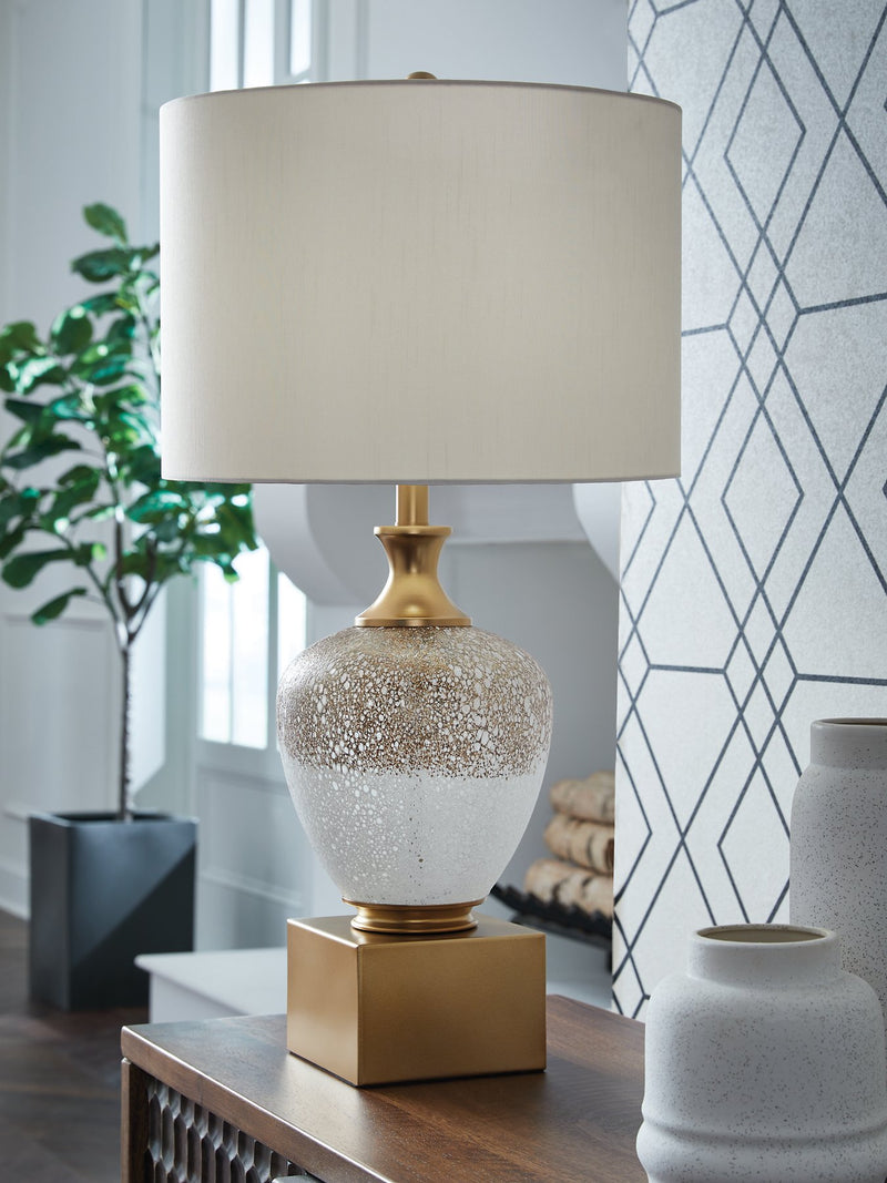 Tavisburg Table Lamp - Coastal Roots Furniture (Courtenay, BC)
