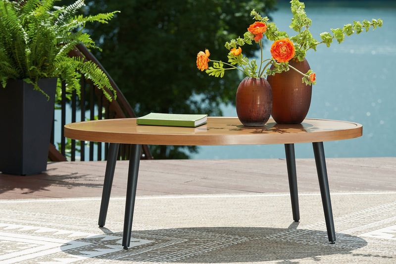 Horizon Hall Outdoor Coffee Table - Coastal Roots Furniture (Courtenay, BC)